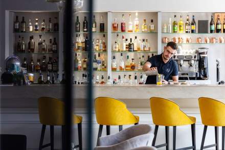 Grand Hôtel & Spa Uriage · Le Bar Lounge · Hôtel 4 étoiles Grenoble, Isère