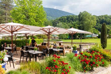 Grand Hôtel & Spa Uriage · Le Bar Lounge · Hôtel 4 étoiles Grenoble, Isère