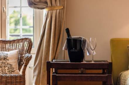 Grand Hôtel & Spa Uriage · Chambres & Suites · Hôtel 4 étoiles Grenoble, Isère